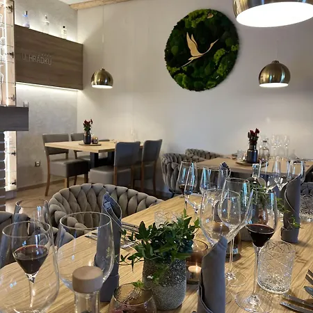 U Hradku Superior Guest house 4*